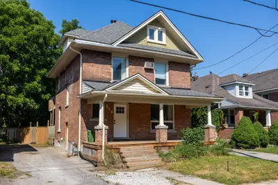 Duplex in Owen Sound
