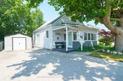 Detached in St. Thomas