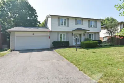 Detached in London North