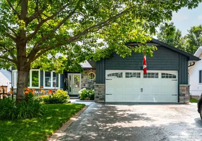 Detached in Shelburne