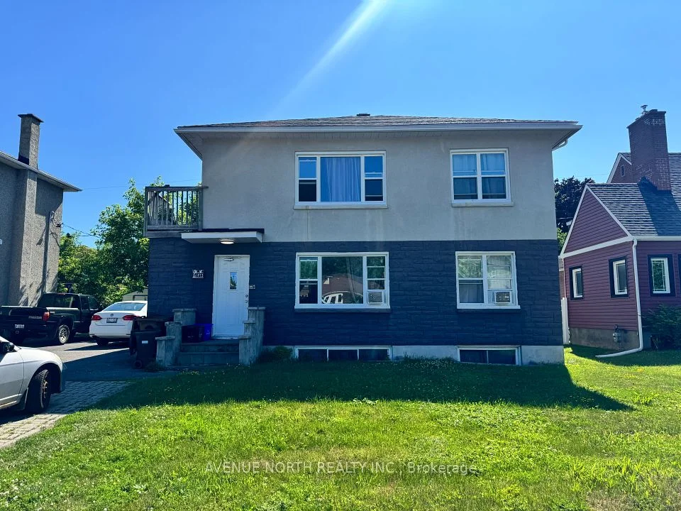 2473 Chasseur Avenue, Billings Bridge - Riverside Park and Area, ON K1V 8E7