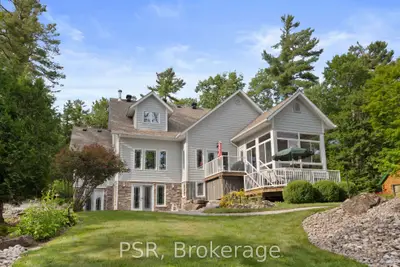 Detached in Gravenhurst