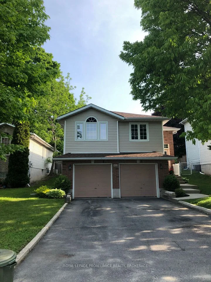 922 Lombardy Street, Kingston, ON K7M 9C2