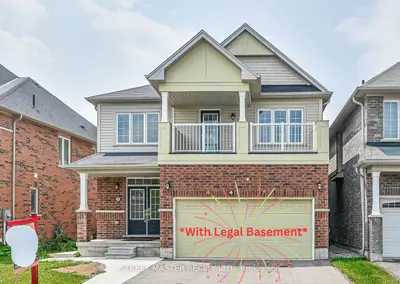 Detached in Brantford