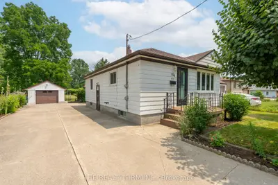 Detached in Strathroy-Caradoc