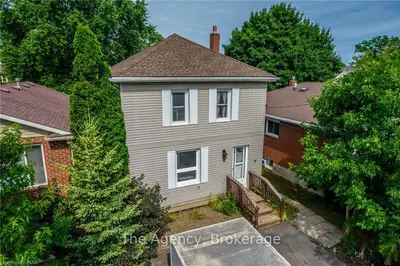 Detached in Welland