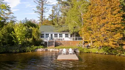 Detached in Gravenhurst