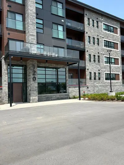 Condo Apartment in Pelham