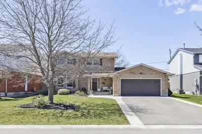Detached in Haldimand