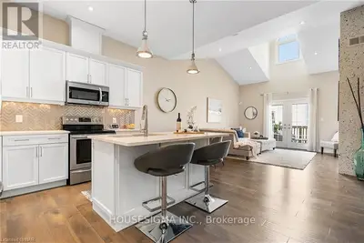 Condo Townhouse in Niagara Falls