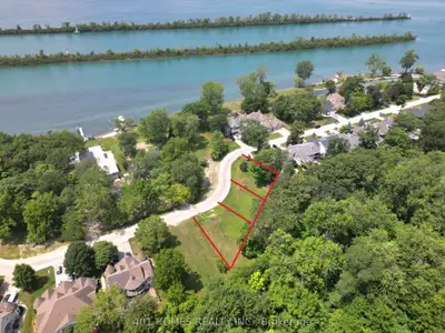 Vacant Land in Amherstburg