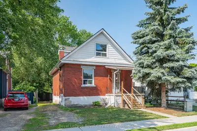 Detached in Guelph