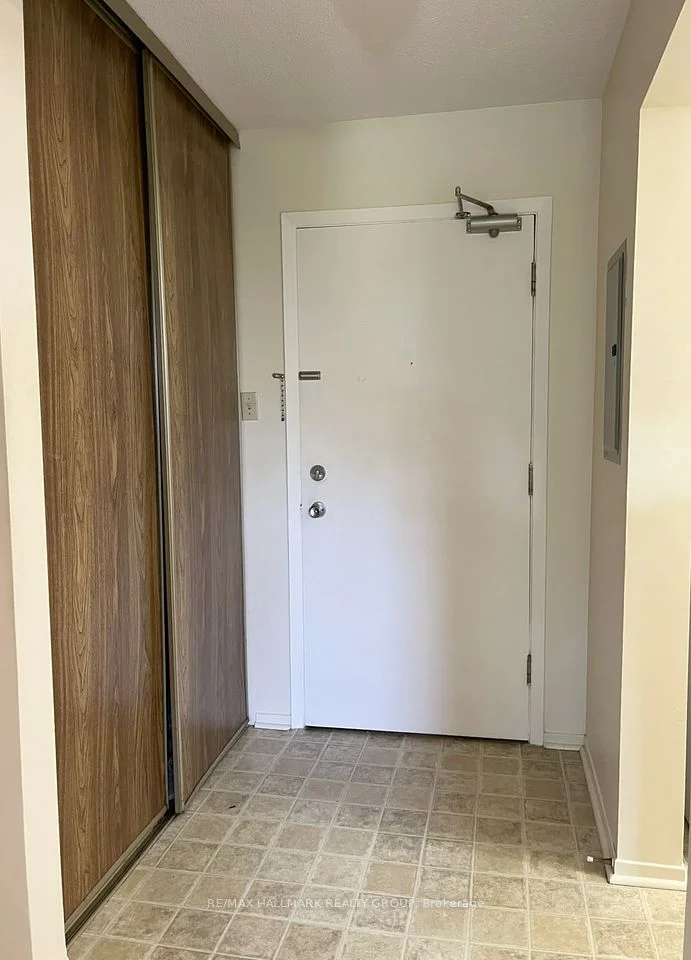 345 Centrum Boulevard 108, Orleans - Cumberland and Area, ON K1E 3W9