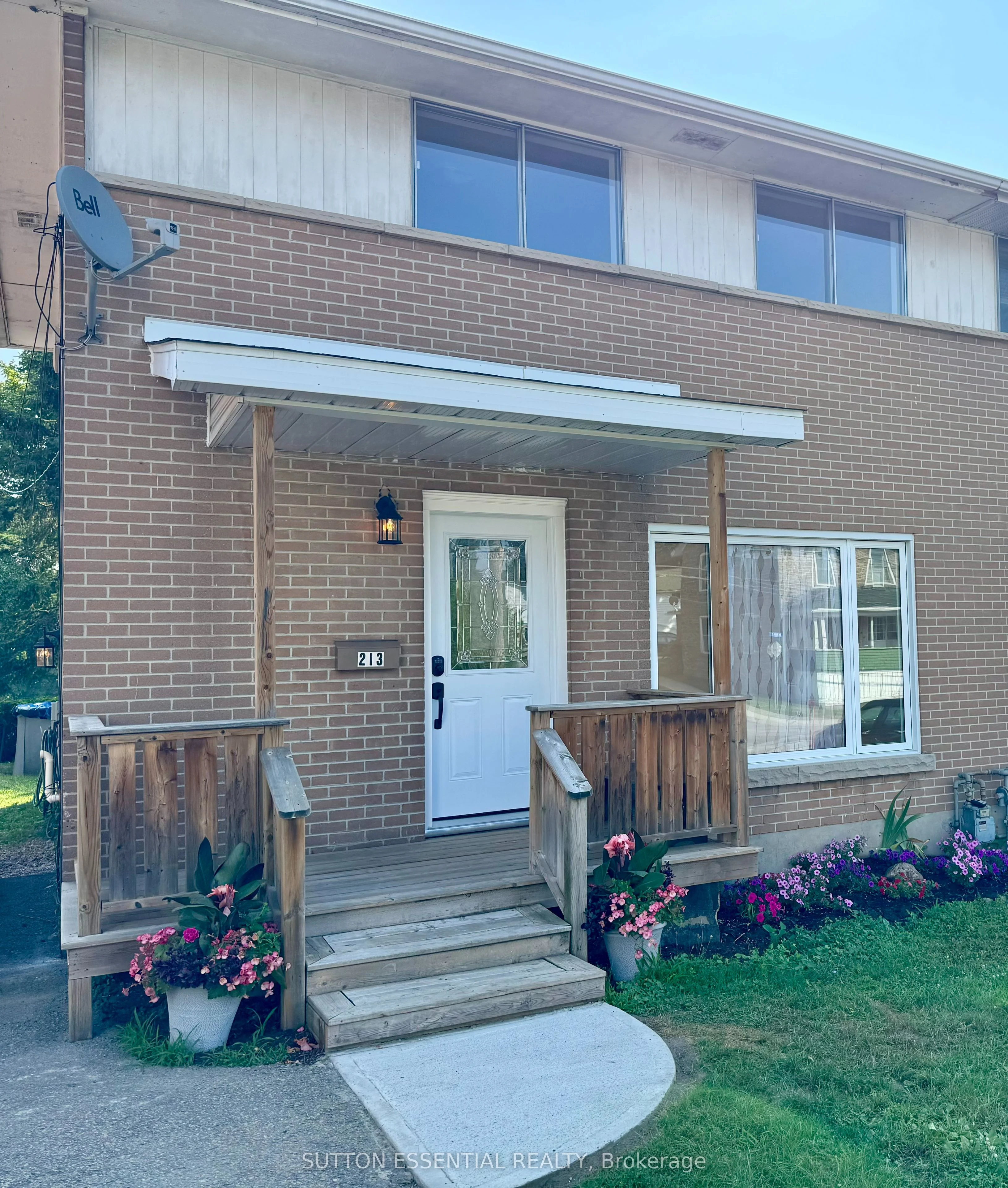 213 Perth Street, Brockville, ON K6V 5E7