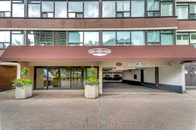 Condo Apartment in Hamilton