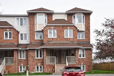 Condo Apartment in Hunt Club - South Keys and Area