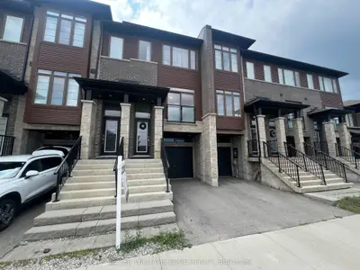 Common Element Condo in Hamilton