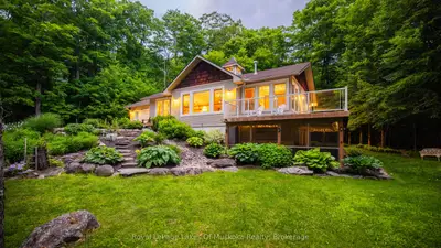 42 E Menominee Lake Road, Huntsville, On P1h 1j3