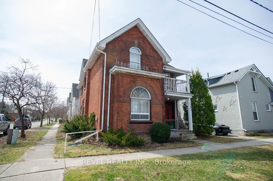 193 Chatham Street 1, Brantford, ON N3S 4G6