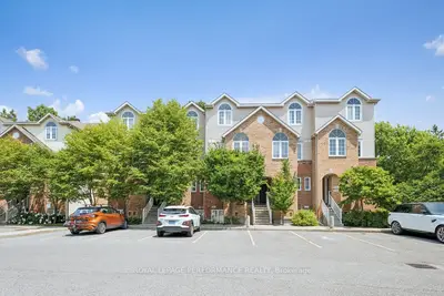 90 Steele Park Private 19, Cyrville - Carson Grove - Pineview, On K1j 0j2