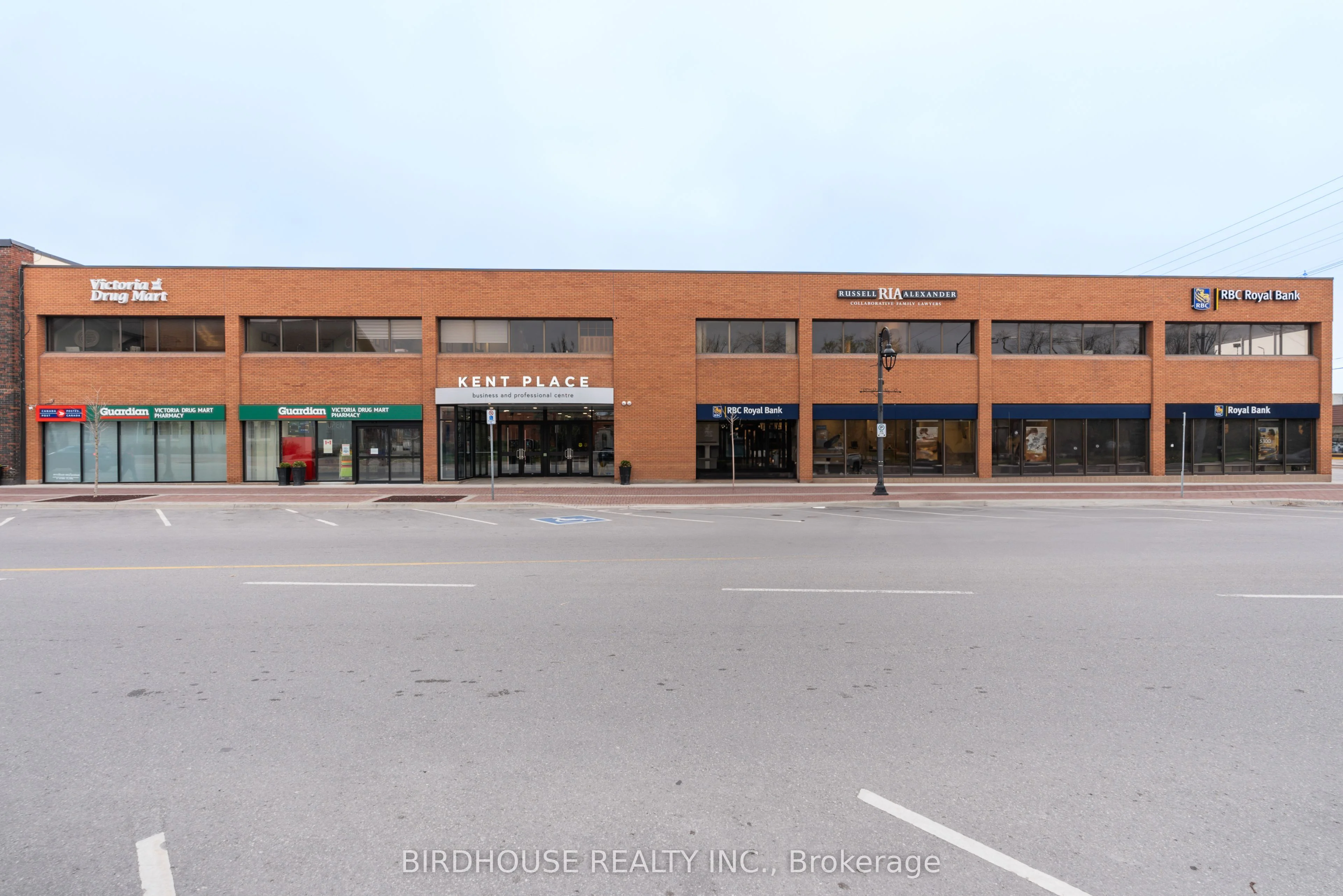 189 Kent Street W 106, Kawartha Lakes, On K9v 5g6