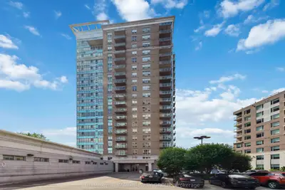 Condo Apartment in Vanier and Kingsview Park