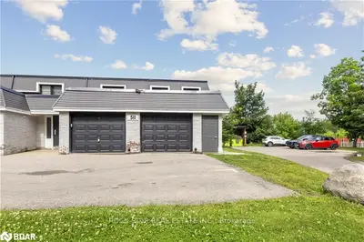 Condo Townhouse in Waterloo