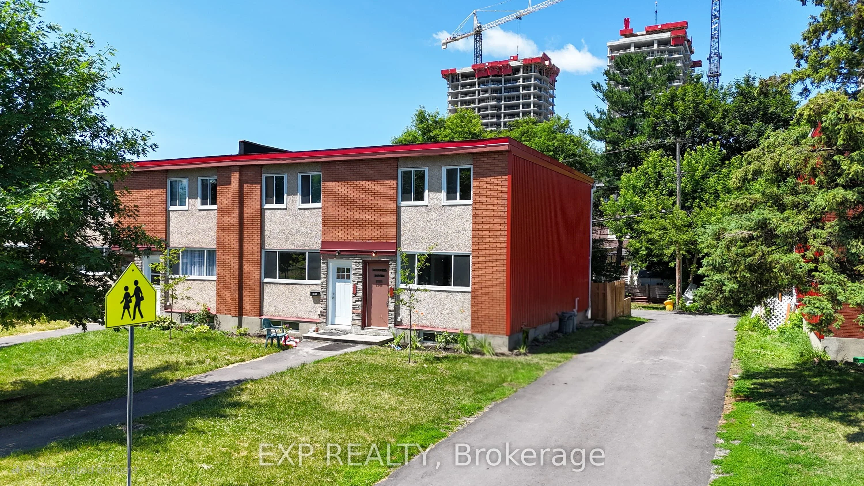 1303 Coldrey Avenue, Carlington - Central Park, ON K1Z 7P6