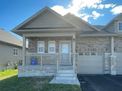 Semi-Detached in Cobourg