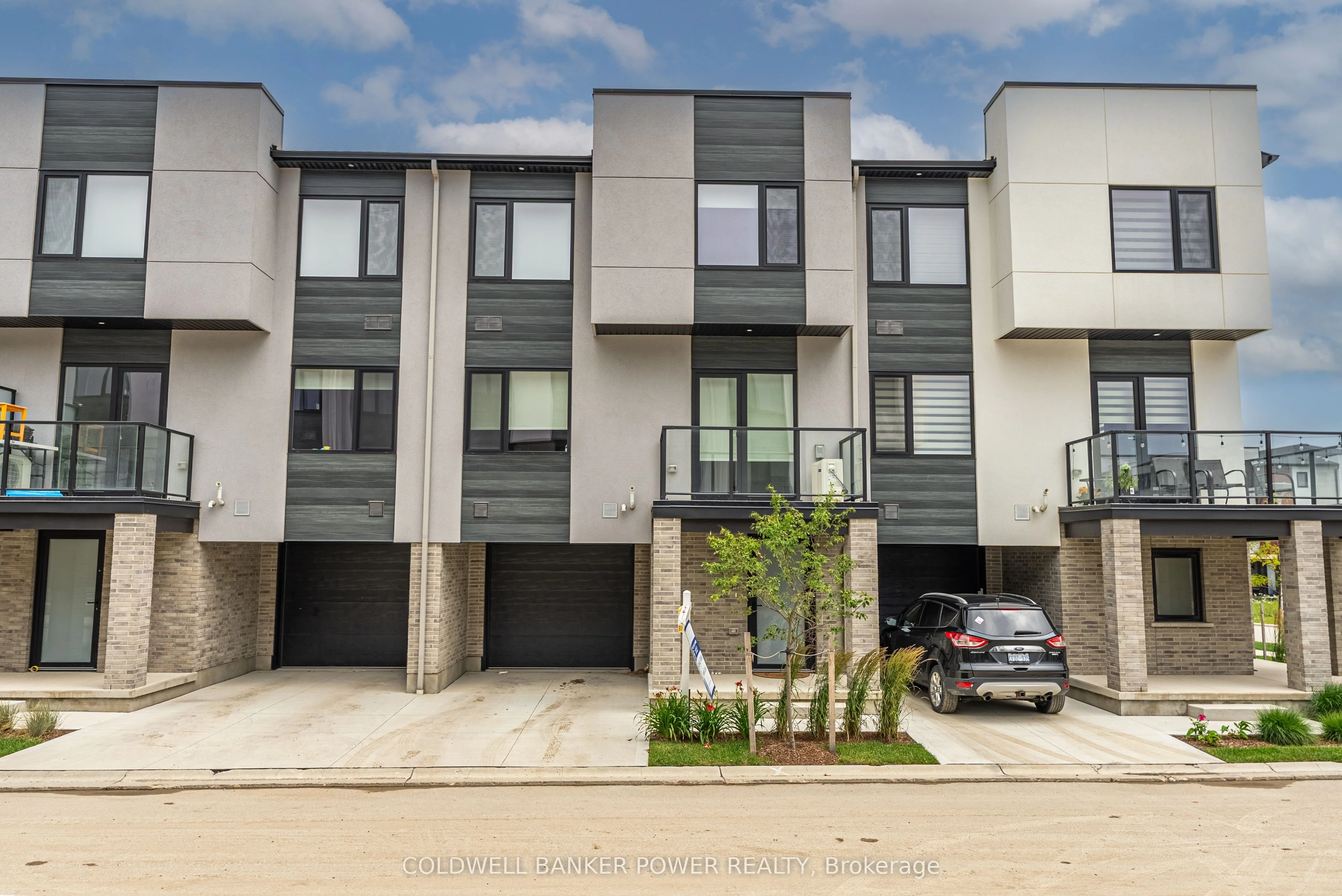 4255 Lismer Lane 4, London South, ON N6L 0H9