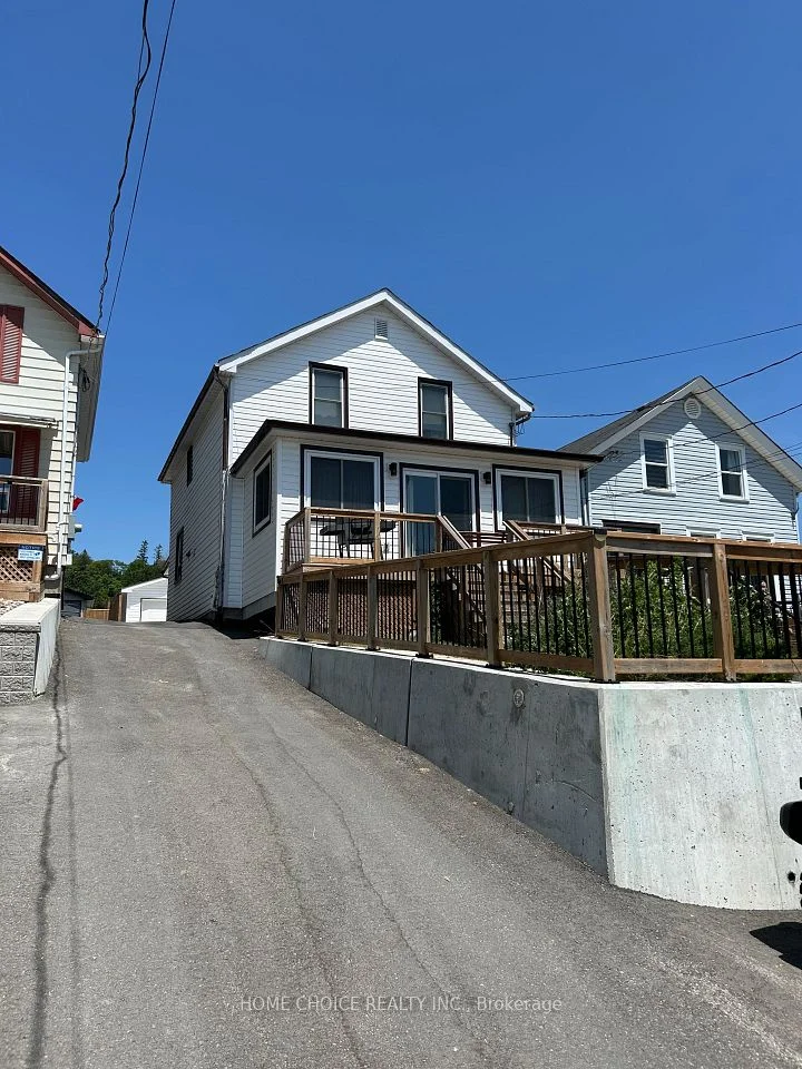 30 Alexander Street W, Port Hope, ON L1A 1B2