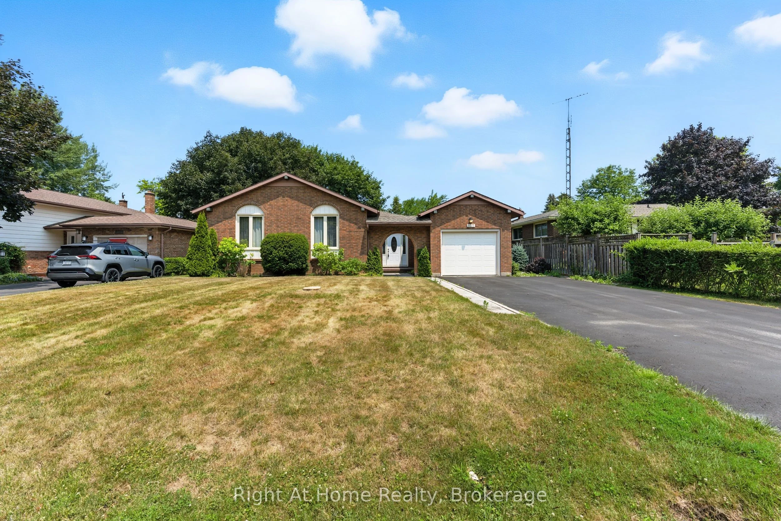 127 Flynn Street, Niagara-on-the-Lake, ON L0S 1J0