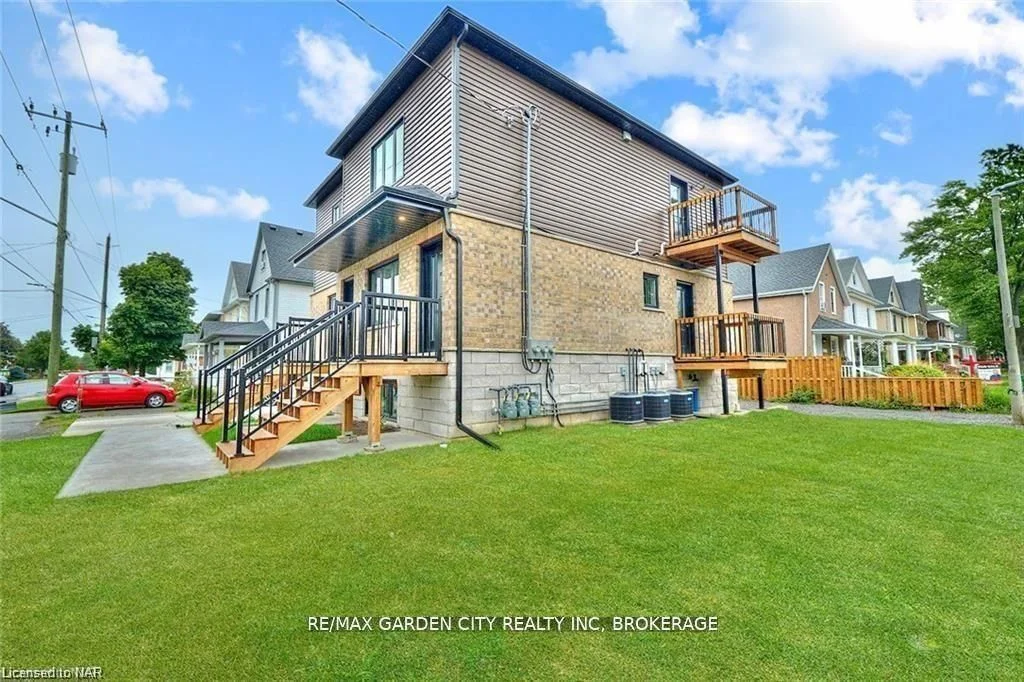 272 NIAGARA Street 3, Welland, ON L3C 1K4