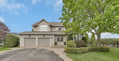 Detached in Stittsville - Munster - Richmond