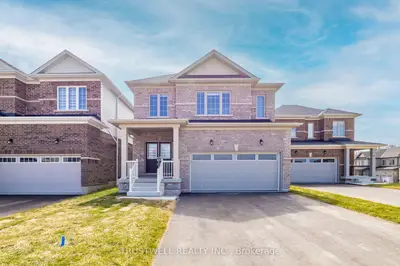 Detached in Brant