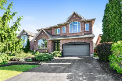 Detached in Orleans - Convent Glen and Area