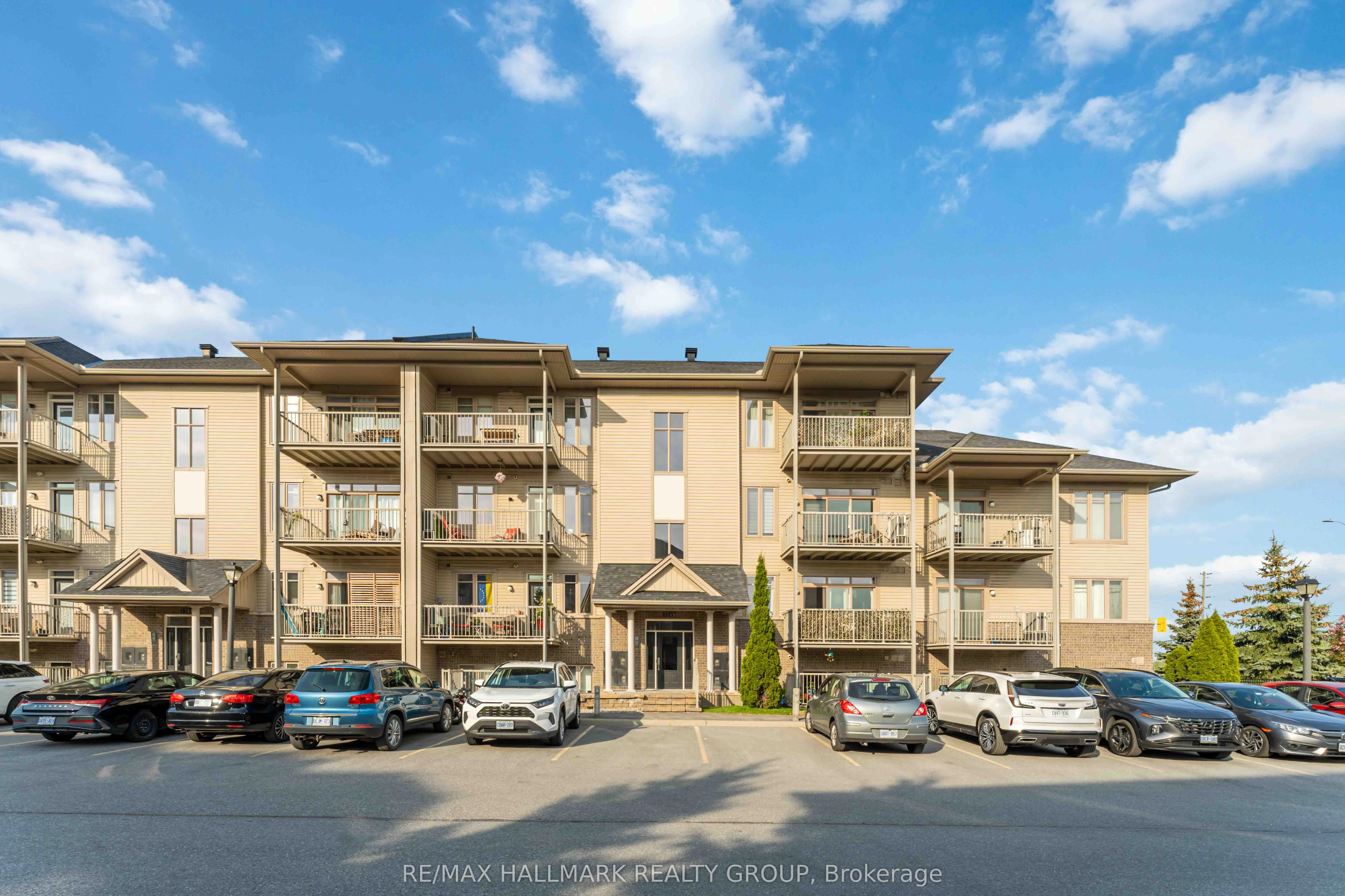 Condo Apartment in Blossom Park - Airport and Area