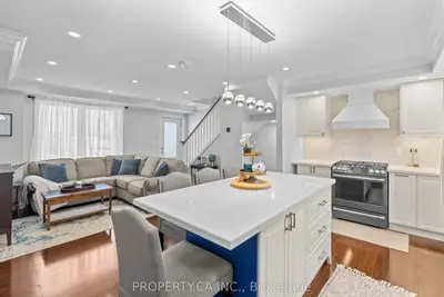 Semi-Detached in Hamilton