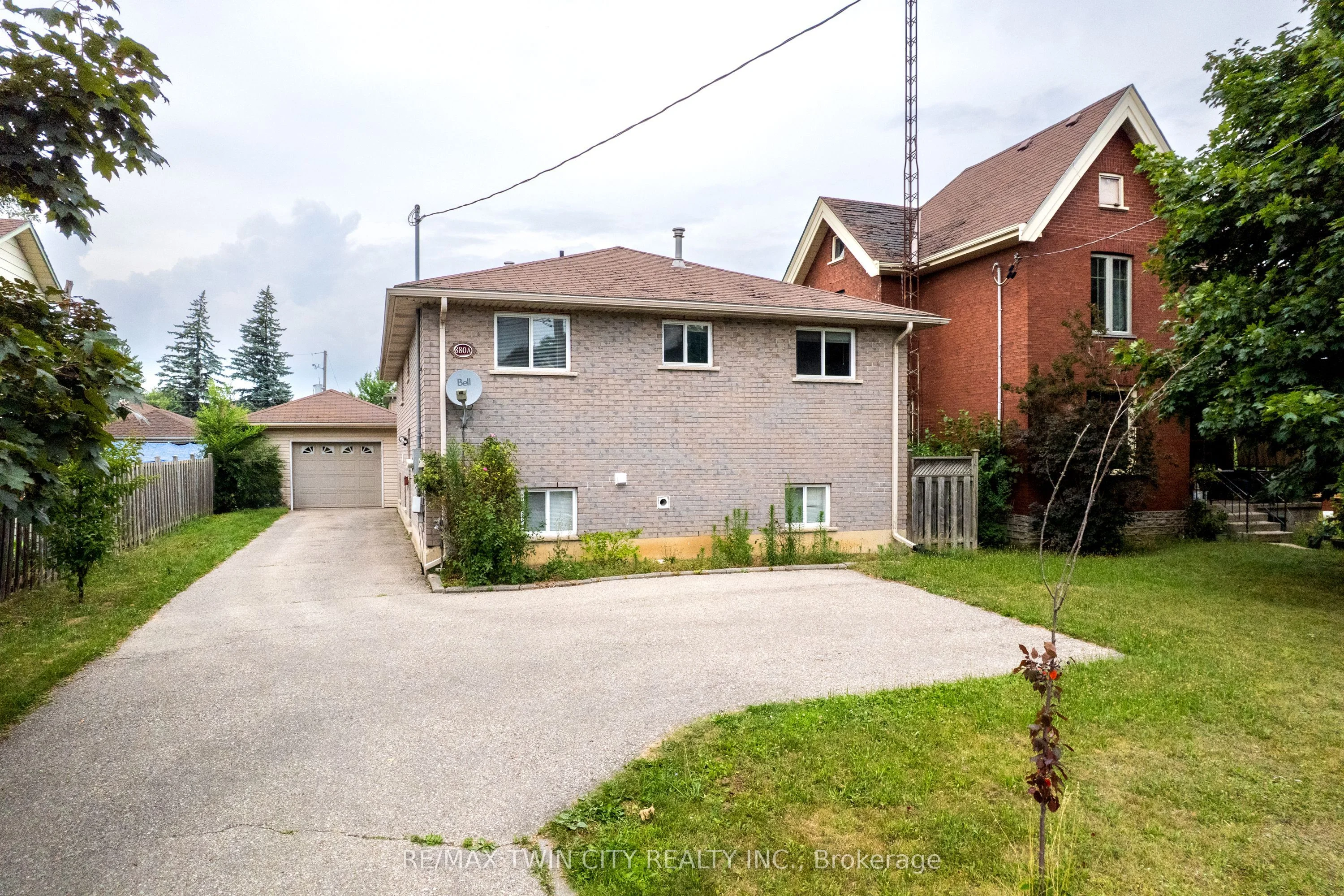 880 A Colborne Street, Brant, ON N3S 3T1