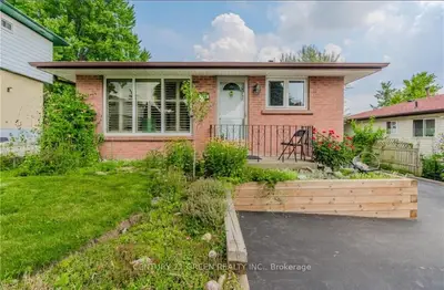 Detached in Cambridge