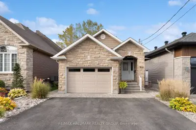 Duplex in Orleans - Convent Glen and Area