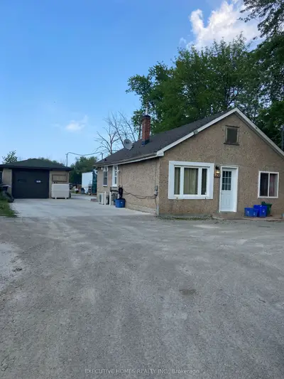 Detached in Hamilton