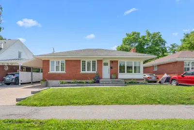 Detached in Elmvale Acres and Area