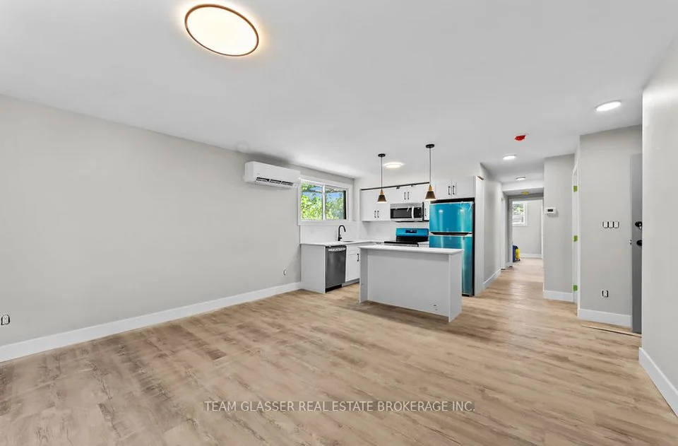 400 SCENIC Drive Unit 11, London South, ON N5Z 3A8