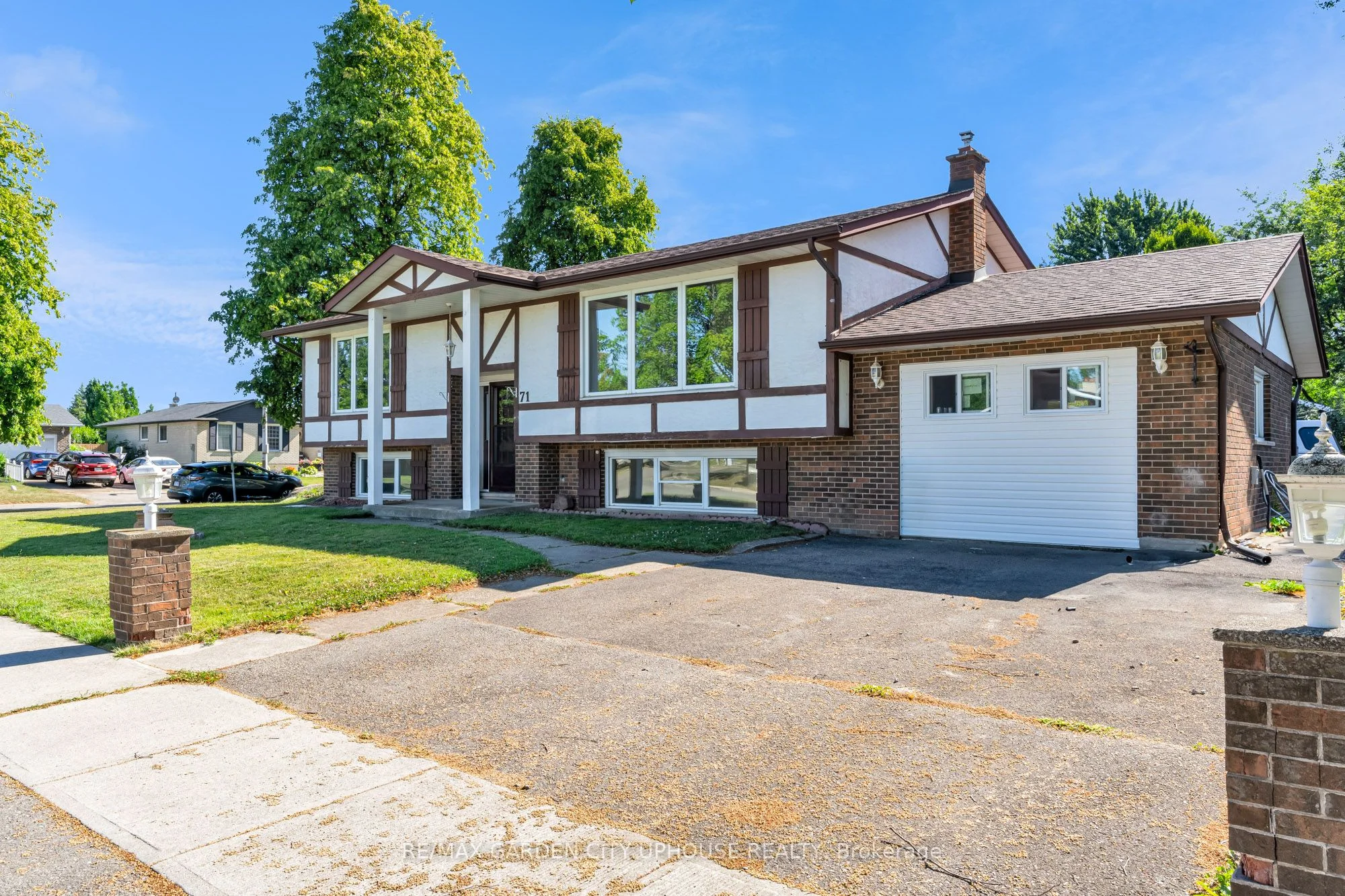 71 Woodington Place Lower, Welland, ON L3C 2J1