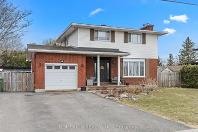 Detached in South of Baseline to Knoxdale