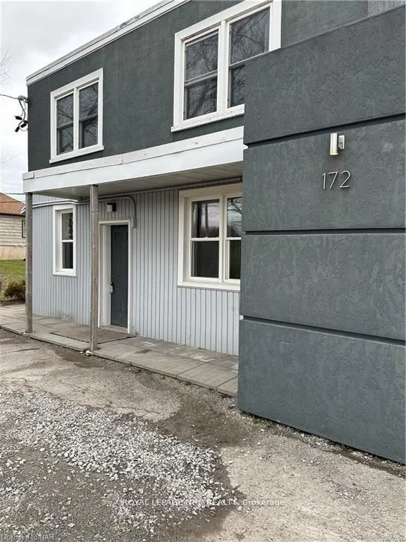 172 Kingsway Street Apt A, Welland, ON L3B 3N9