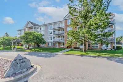 Condo Apartment in Kawartha Lakes