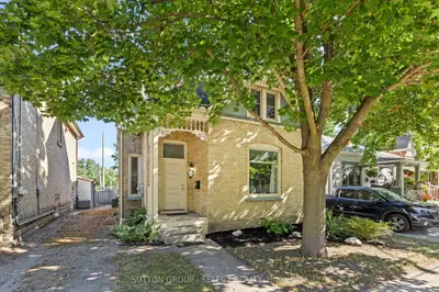 Detached in London South