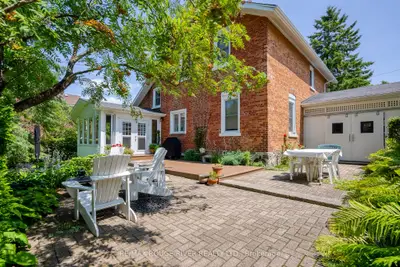 Detached in Cramahe